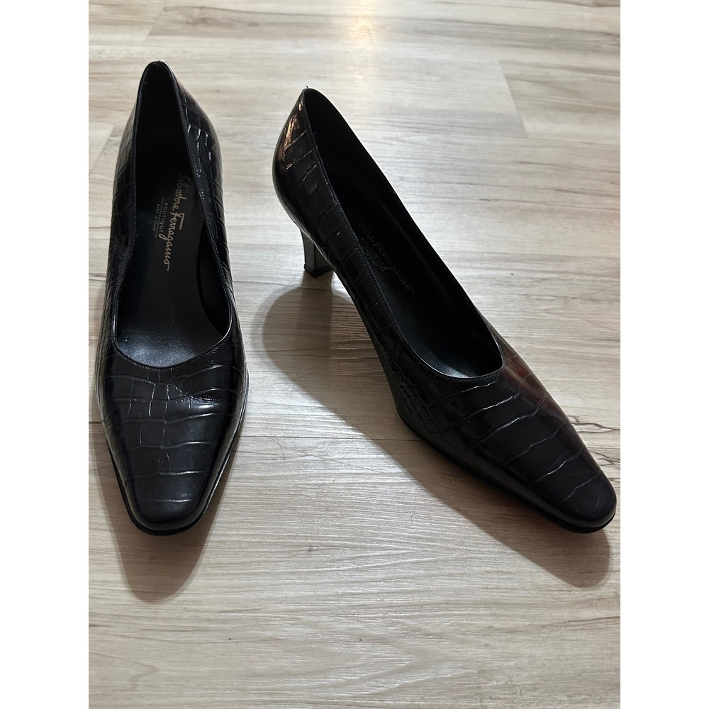 Vintage Salvatore Ferragamo Boutique Croc-embossed Leather Pumps Size 12